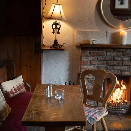 The White Horse Inn *